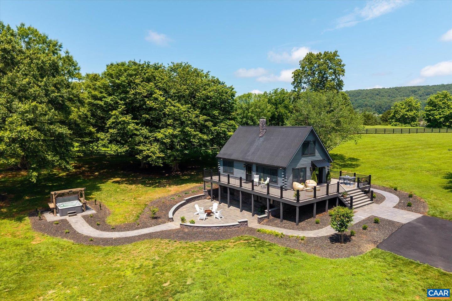 3991 CARTERS MOUNTAIN RD, CHARLOTTESVILLE, Virginia 22902, 4 Bedrooms Bedrooms, ,3 BathroomsBathrooms,Residential,For sale,3991 CARTERS MOUNTAIN RD,666851 MLS # 666851
