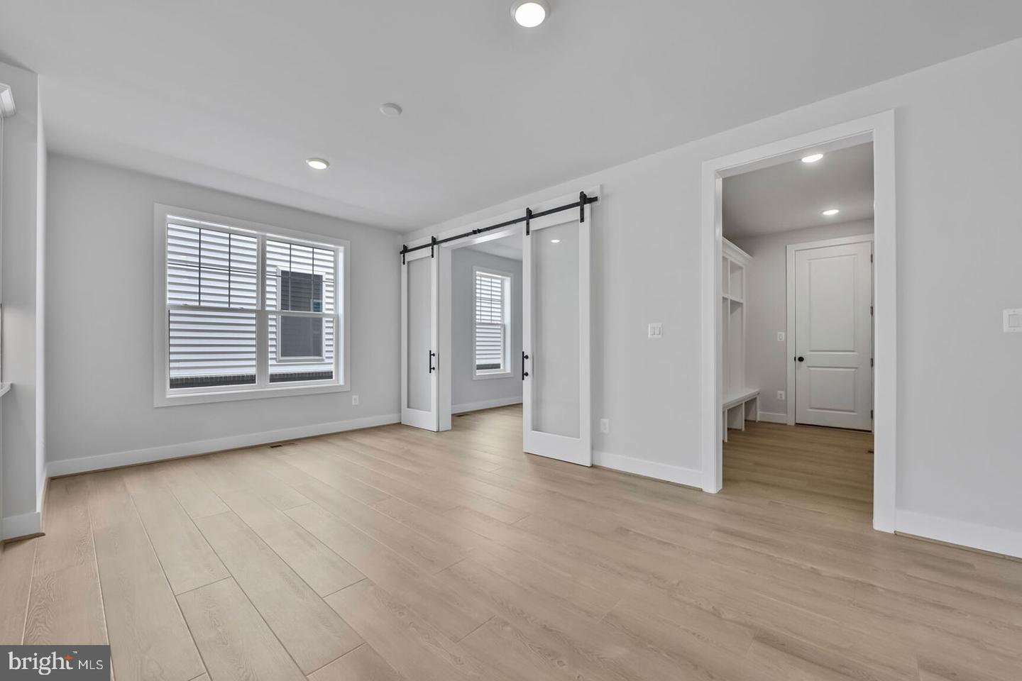 42010 NIGHT NURSE CIR, ASHBURN, Virginia 20148, 6 Bedrooms Bedrooms, ,5 BathroomsBathrooms,Residential,For sale,42010 NIGHT NURSE CIR,VALO2102438 MLS # VALO2102438
