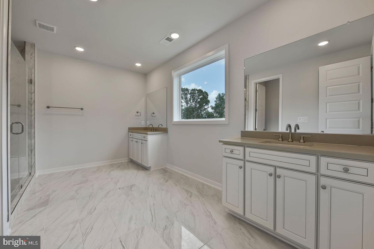 42010 NIGHT NURSE CIR, ASHBURN, Virginia 20148, 6 Bedrooms Bedrooms, ,5 BathroomsBathrooms,Residential,For sale,42010 NIGHT NURSE CIR,VALO2102438 MLS # VALO2102438