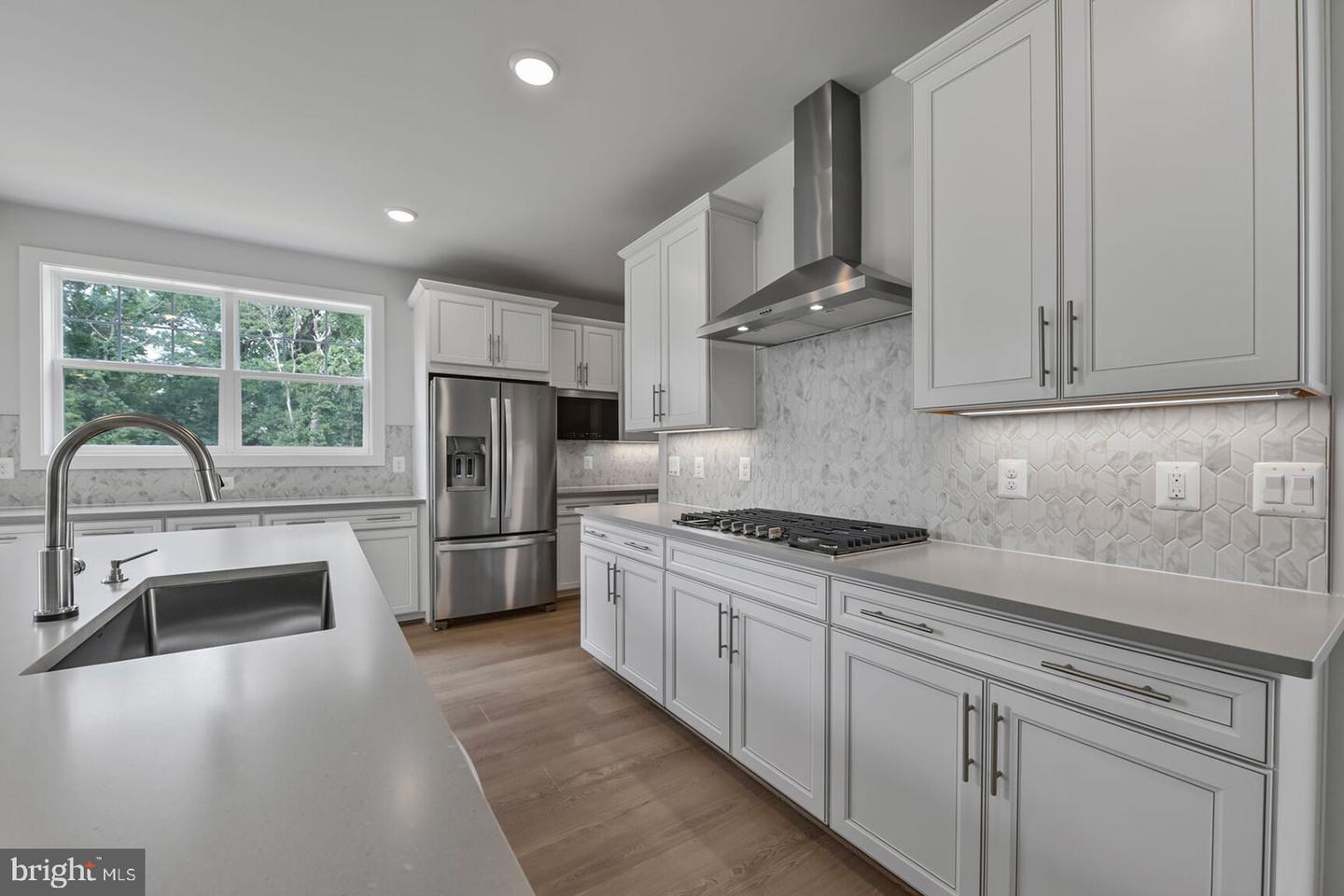 42010 NIGHT NURSE CIR, ASHBURN, Virginia 20148, 6 Bedrooms Bedrooms, ,5 BathroomsBathrooms,Residential,For sale,42010 NIGHT NURSE CIR,VALO2102438 MLS # VALO2102438