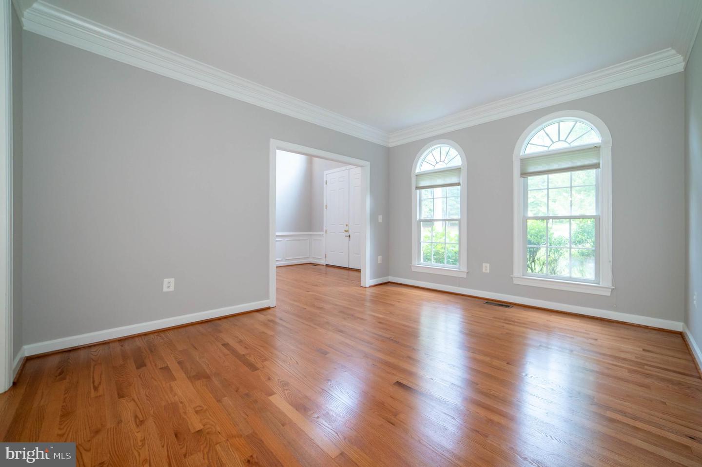 10116 CARLINGTON VALLEY CT, MANASSAS, Virginia 20111, 4 Bedrooms Bedrooms, ,3 BathroomsBathrooms,Residential,For sale,10116 CARLINGTON VALLEY CT,VAPW2099458 MLS # VAPW2099458