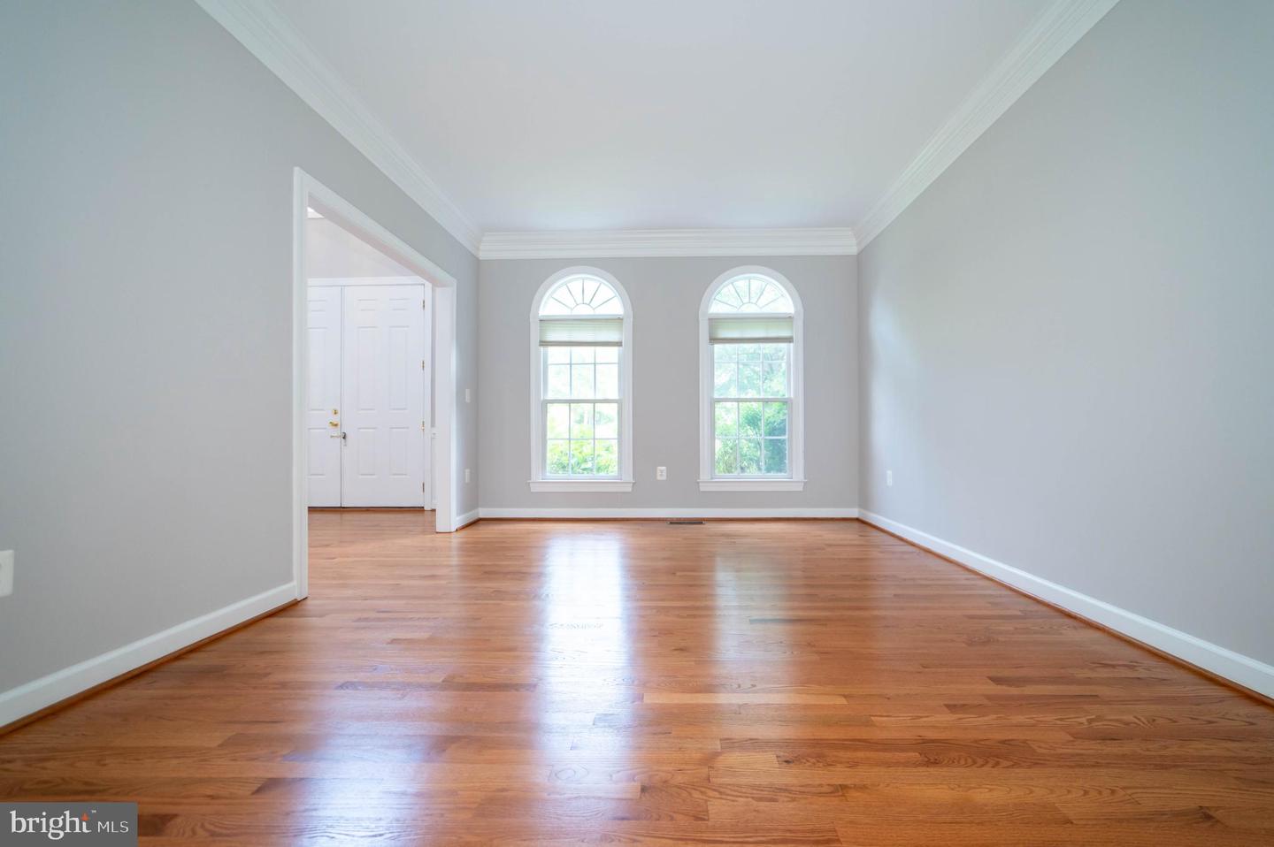 10116 CARLINGTON VALLEY CT, MANASSAS, Virginia 20111, 4 Bedrooms Bedrooms, ,3 BathroomsBathrooms,Residential,For sale,10116 CARLINGTON VALLEY CT,VAPW2099458 MLS # VAPW2099458
