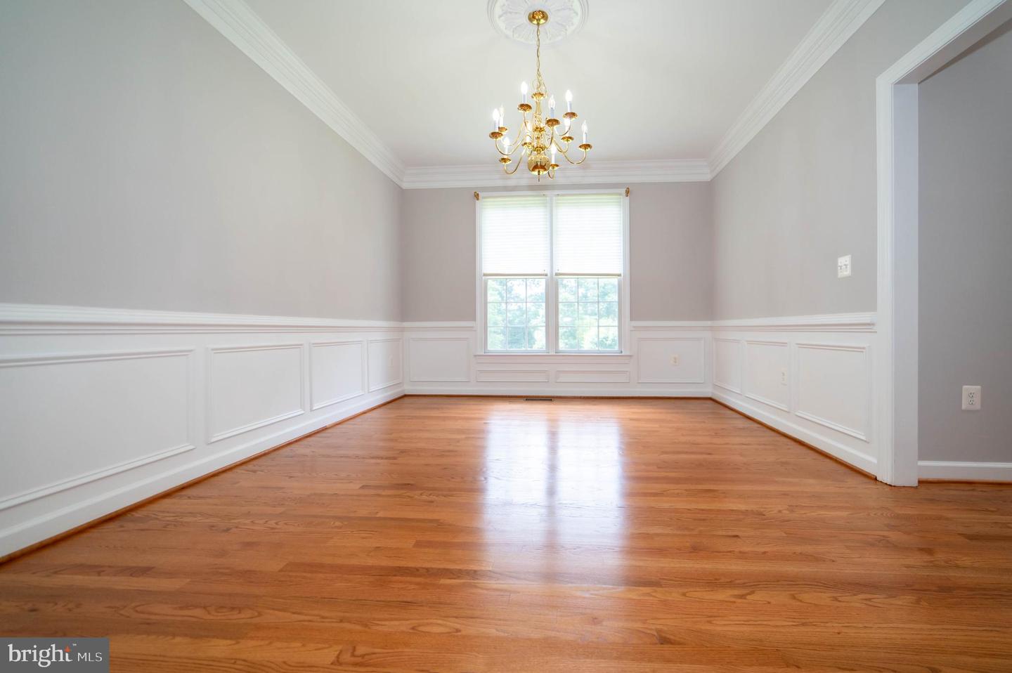 10116 CARLINGTON VALLEY CT, MANASSAS, Virginia 20111, 4 Bedrooms Bedrooms, ,3 BathroomsBathrooms,Residential,For sale,10116 CARLINGTON VALLEY CT,VAPW2099458 MLS # VAPW2099458