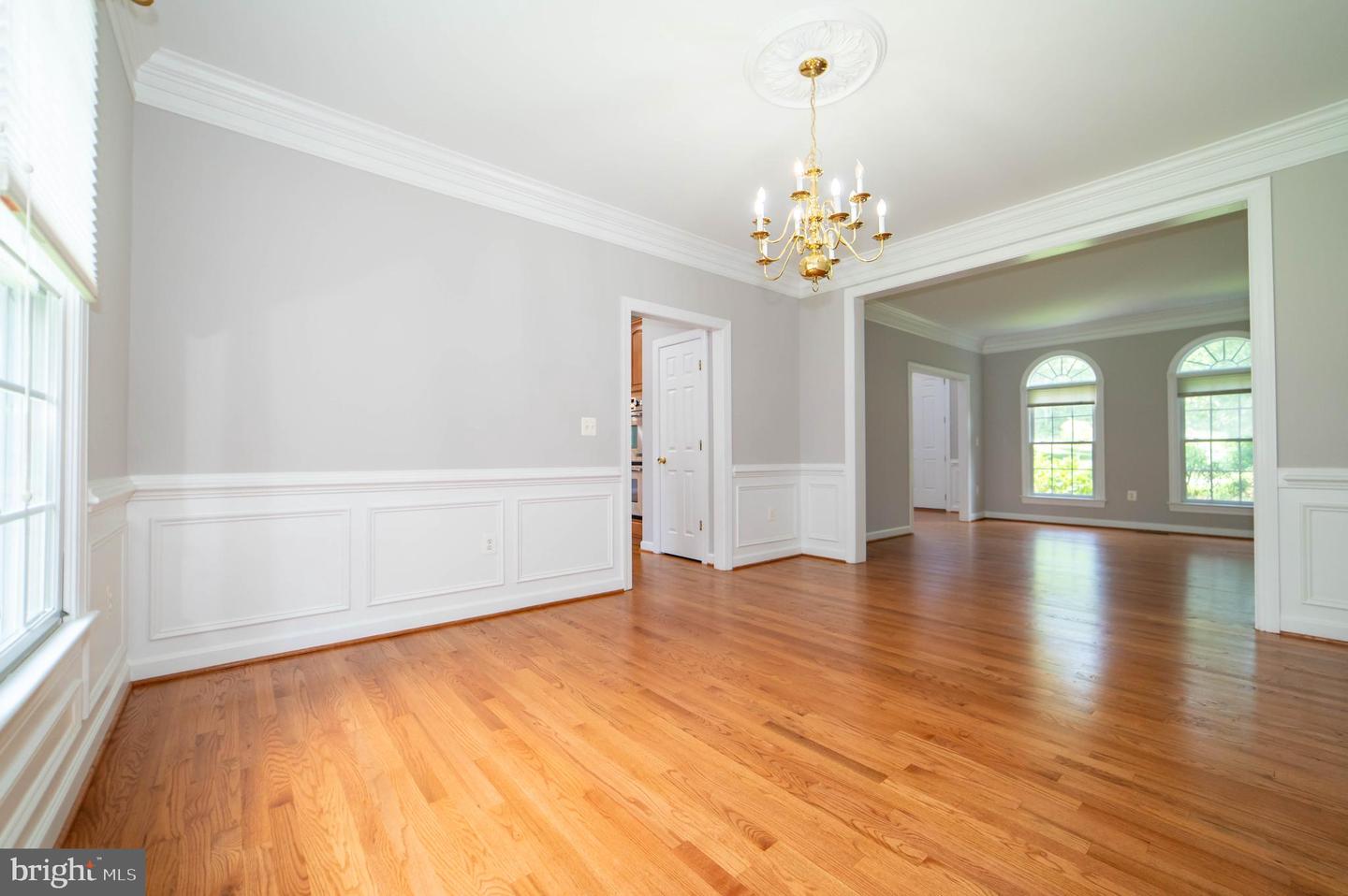 10116 CARLINGTON VALLEY CT, MANASSAS, Virginia 20111, 4 Bedrooms Bedrooms, ,3 BathroomsBathrooms,Residential,For sale,10116 CARLINGTON VALLEY CT,VAPW2099458 MLS # VAPW2099458