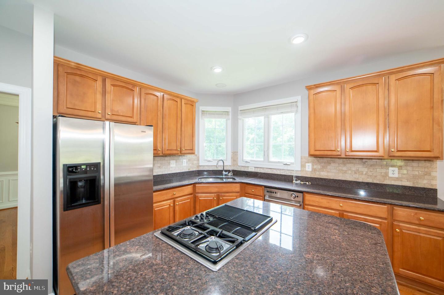 10116 CARLINGTON VALLEY CT, MANASSAS, Virginia 20111, 4 Bedrooms Bedrooms, ,3 BathroomsBathrooms,Residential,For sale,10116 CARLINGTON VALLEY CT,VAPW2099458 MLS # VAPW2099458