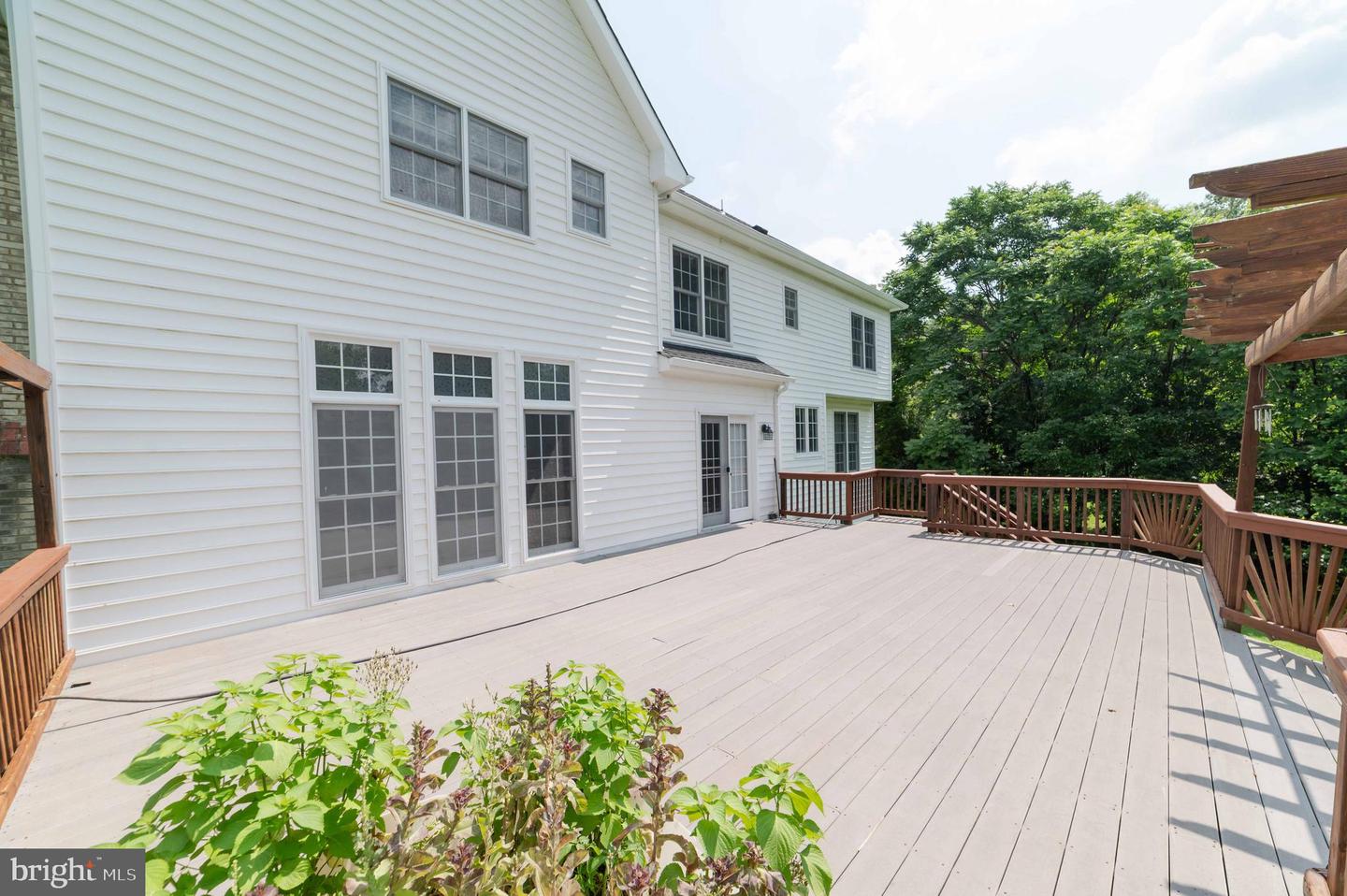 10116 CARLINGTON VALLEY CT, MANASSAS, Virginia 20111, 4 Bedrooms Bedrooms, ,3 BathroomsBathrooms,Residential,For sale,10116 CARLINGTON VALLEY CT,VAPW2099458 MLS # VAPW2099458