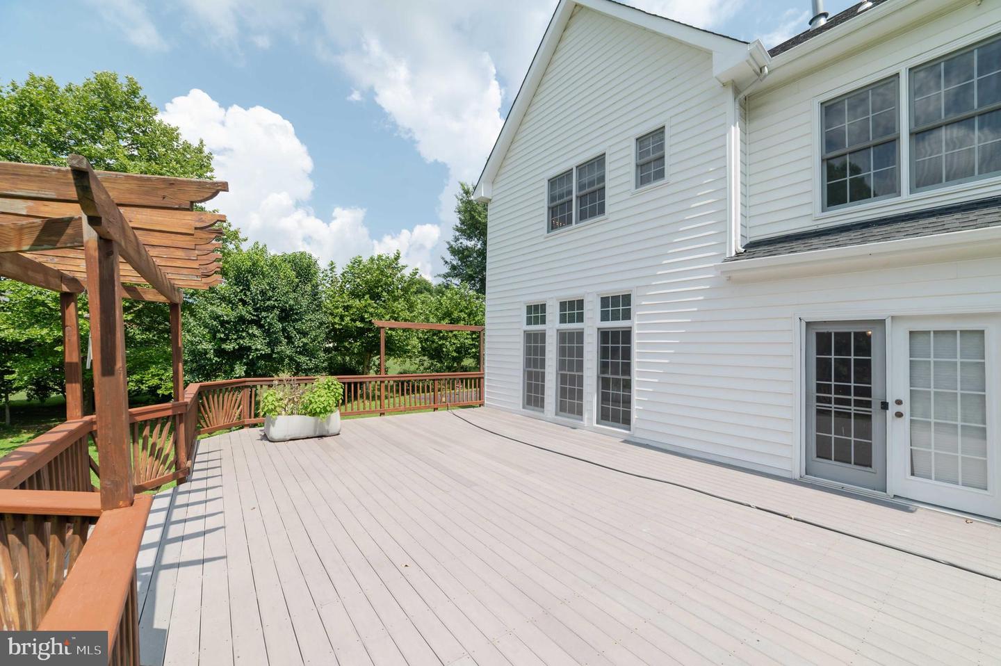 10116 CARLINGTON VALLEY CT, MANASSAS, Virginia 20111, 4 Bedrooms Bedrooms, ,3 BathroomsBathrooms,Residential,For sale,10116 CARLINGTON VALLEY CT,VAPW2099458 MLS # VAPW2099458