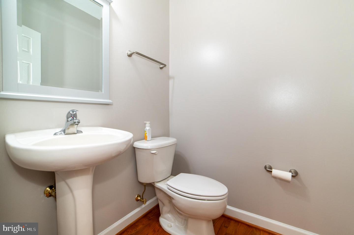 10116 CARLINGTON VALLEY CT, MANASSAS, Virginia 20111, 4 Bedrooms Bedrooms, ,3 BathroomsBathrooms,Residential,For sale,10116 CARLINGTON VALLEY CT,VAPW2099458 MLS # VAPW2099458