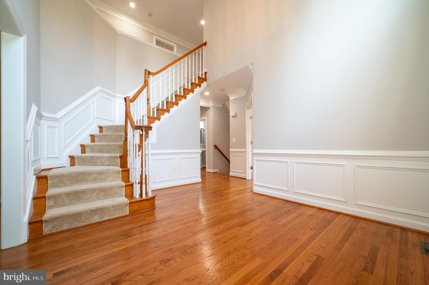10116 CARLINGTON VALLEY CT, MANASSAS, Virginia 20111, 4 Bedrooms Bedrooms, ,3 BathroomsBathrooms,Residential,For sale,10116 CARLINGTON VALLEY CT,VAPW2099458 MLS # VAPW2099458