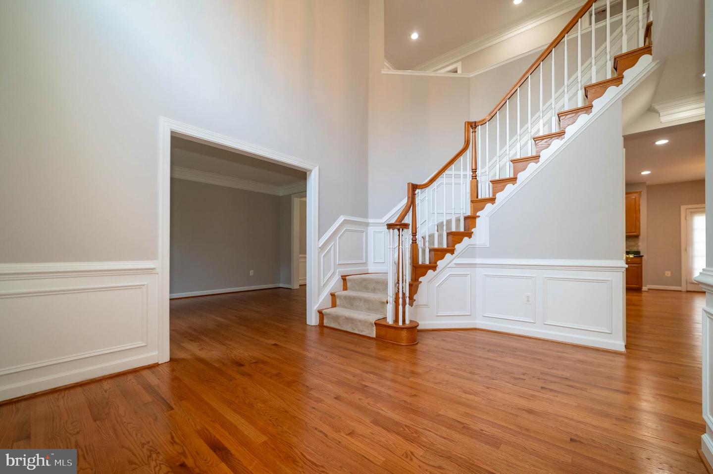 10116 CARLINGTON VALLEY CT, MANASSAS, Virginia 20111, 4 Bedrooms Bedrooms, ,3 BathroomsBathrooms,Residential,For sale,10116 CARLINGTON VALLEY CT,VAPW2099458 MLS # VAPW2099458