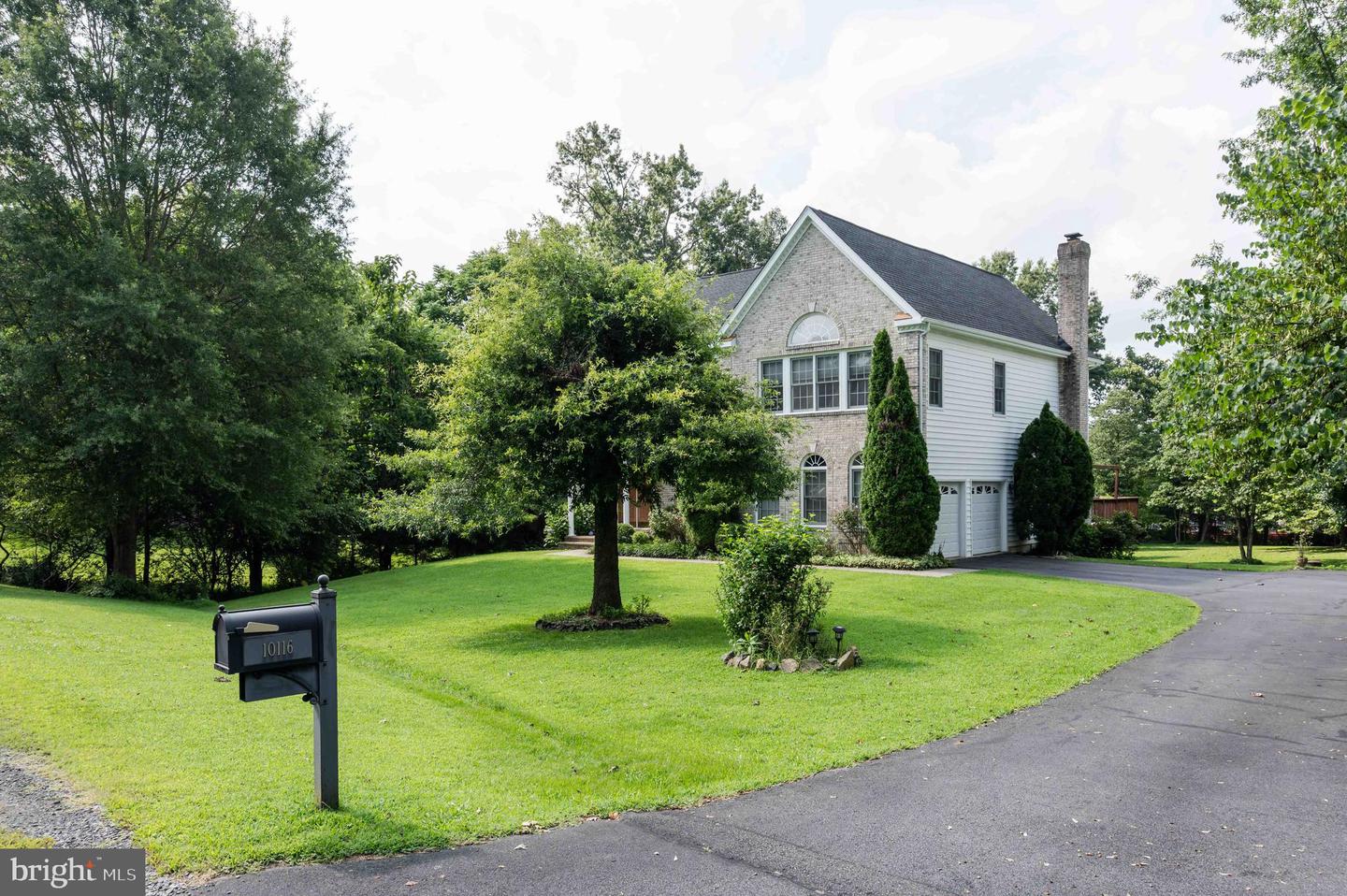 10116 CARLINGTON VALLEY CT, MANASSAS, Virginia 20111, 4 Bedrooms Bedrooms, ,3 BathroomsBathrooms,Residential,For sale,10116 CARLINGTON VALLEY CT,VAPW2099458 MLS # VAPW2099458