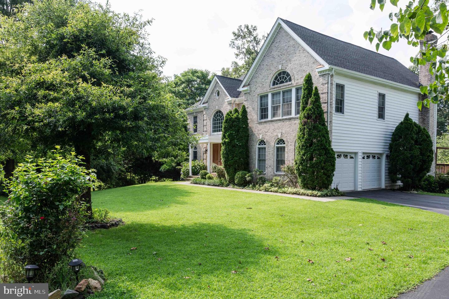 10116 CARLINGTON VALLEY CT, MANASSAS, Virginia 20111, 4 Bedrooms Bedrooms, ,3 BathroomsBathrooms,Residential,For sale,10116 CARLINGTON VALLEY CT,VAPW2099458 MLS # VAPW2099458