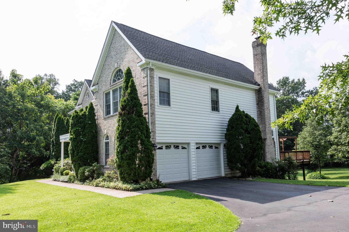 10116 CARLINGTON VALLEY CT, MANASSAS, Virginia 20111, 4 Bedrooms Bedrooms, ,3 BathroomsBathrooms,Residential,For sale,10116 CARLINGTON VALLEY CT,VAPW2099458 MLS # VAPW2099458