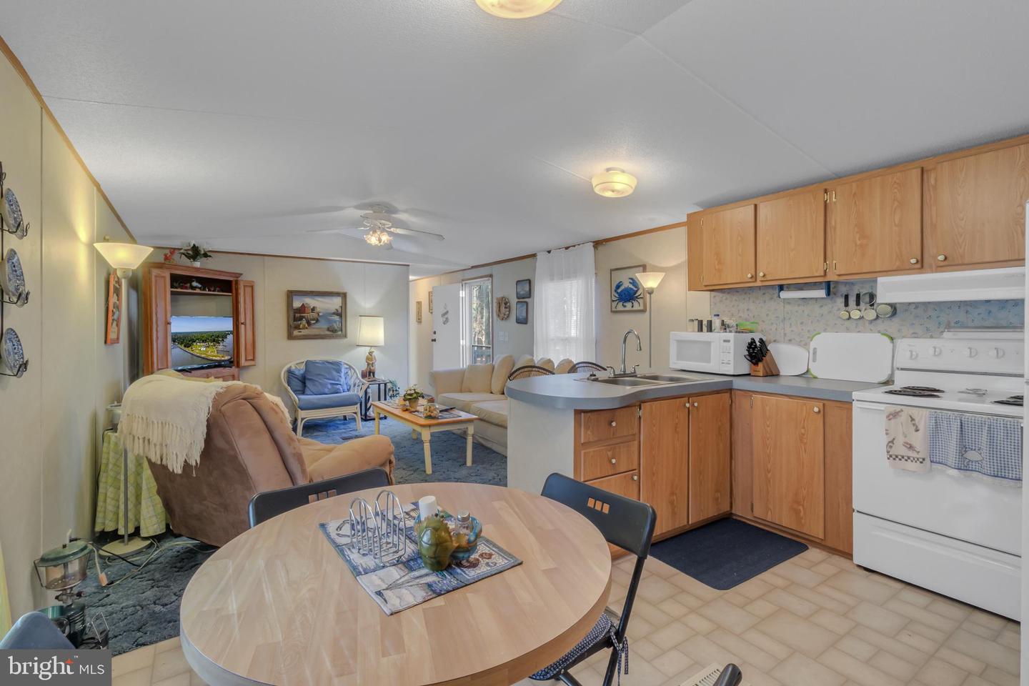 136 CORAL DRIVE, HEATHSVILLE, Virginia 22473, 3 Bedrooms Bedrooms, ,2 BathroomsBathrooms,Residential,For sale,136 CORAL DRIVE,VANV2001686 MLS # VANV2001686