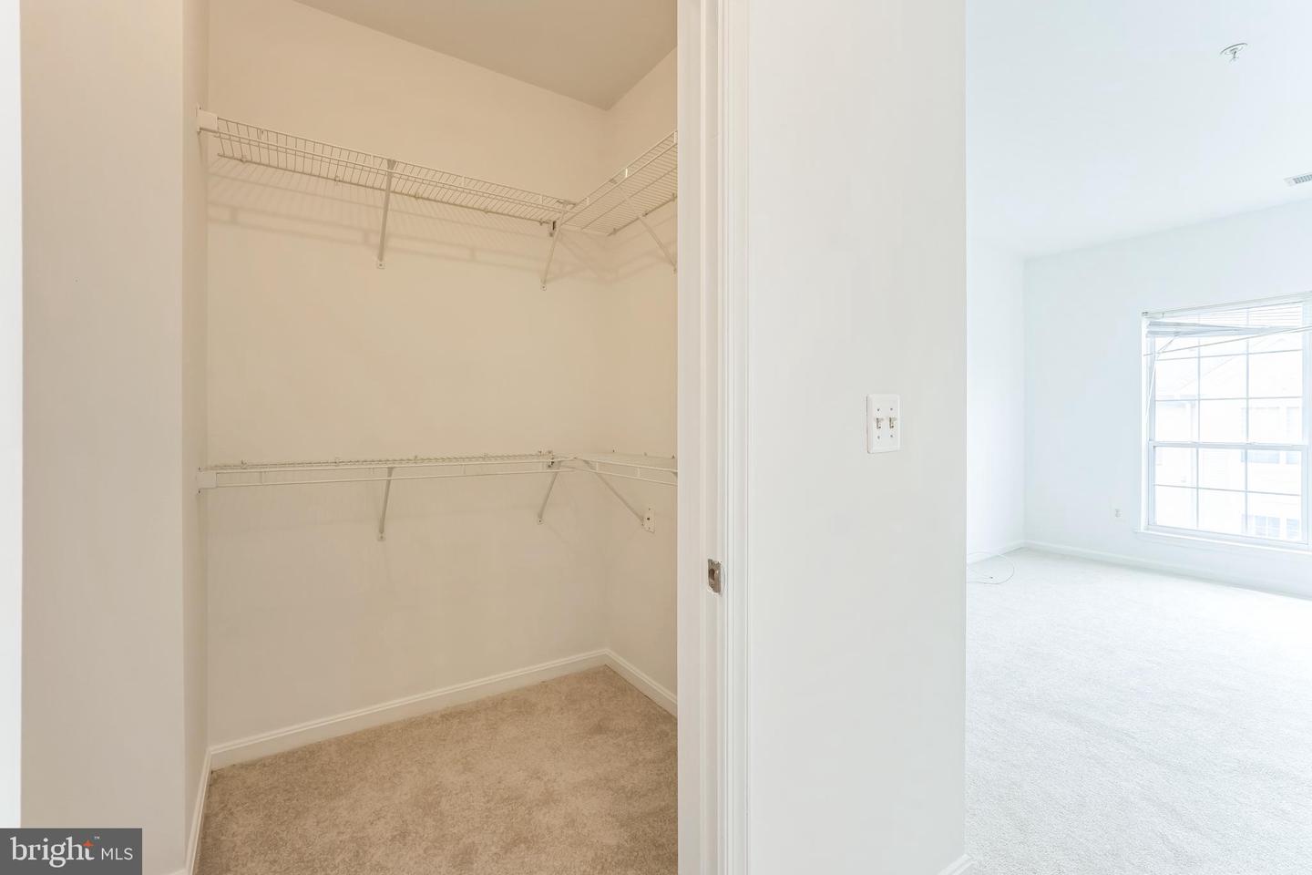 4854 EISENHOWER AVE #456, ALEXANDRIA, Virginia 22304, 2 Bedrooms Bedrooms, ,2 BathroomsBathrooms,Residential,For sale,4854 EISENHOWER AVE #456,VAAX2047606 MLS # VAAX2047606