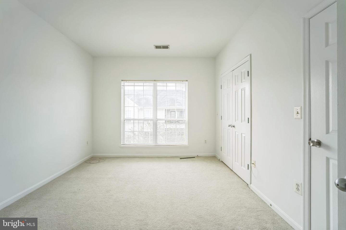 4854 EISENHOWER AVE #456, ALEXANDRIA, Virginia 22304, 2 Bedrooms Bedrooms, ,2 BathroomsBathrooms,Residential,For sale,4854 EISENHOWER AVE #456,VAAX2047606 MLS # VAAX2047606