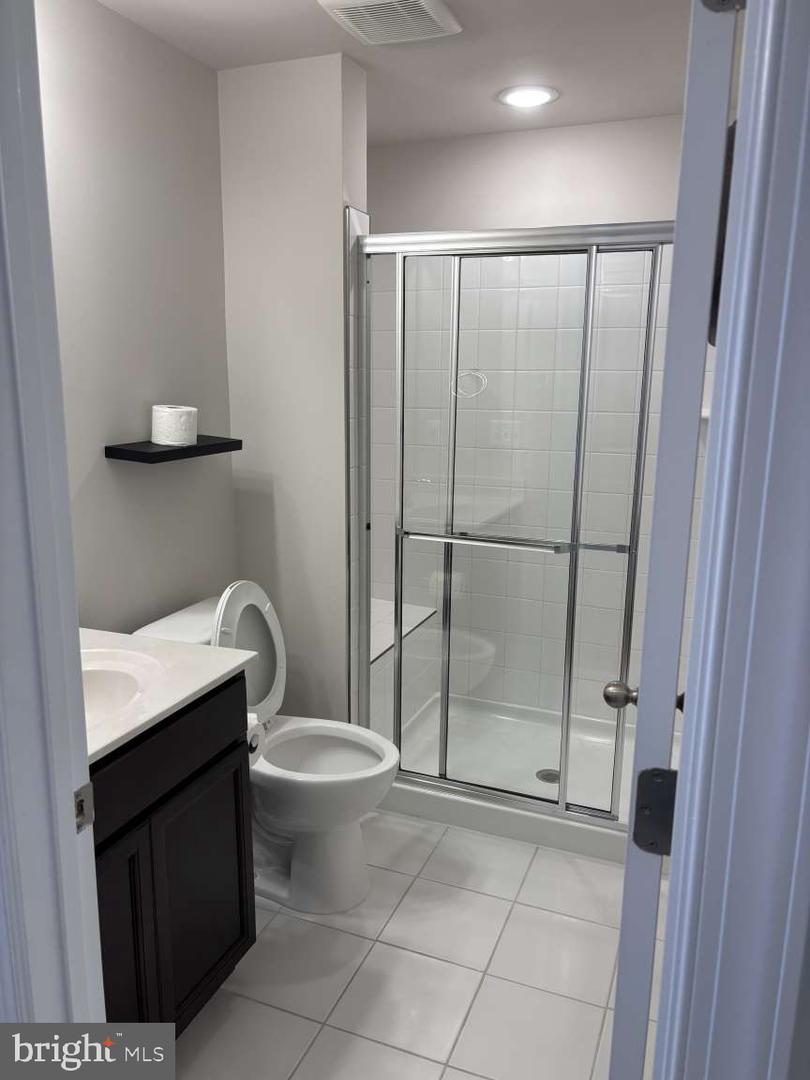 7275 NITTANY LN, ALEXANDRIA, Virginia 22306, 4 Bedrooms Bedrooms, ,3 BathroomsBathrooms,Residential,For sale,7275 NITTANY LN,VAFX2256180 MLS # VAFX2256180