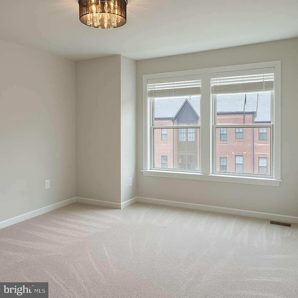 7275 NITTANY LN, ALEXANDRIA, Virginia 22306, 4 Bedrooms Bedrooms, ,3 BathroomsBathrooms,Residential,For sale,7275 NITTANY LN,VAFX2256180 MLS # VAFX2256180