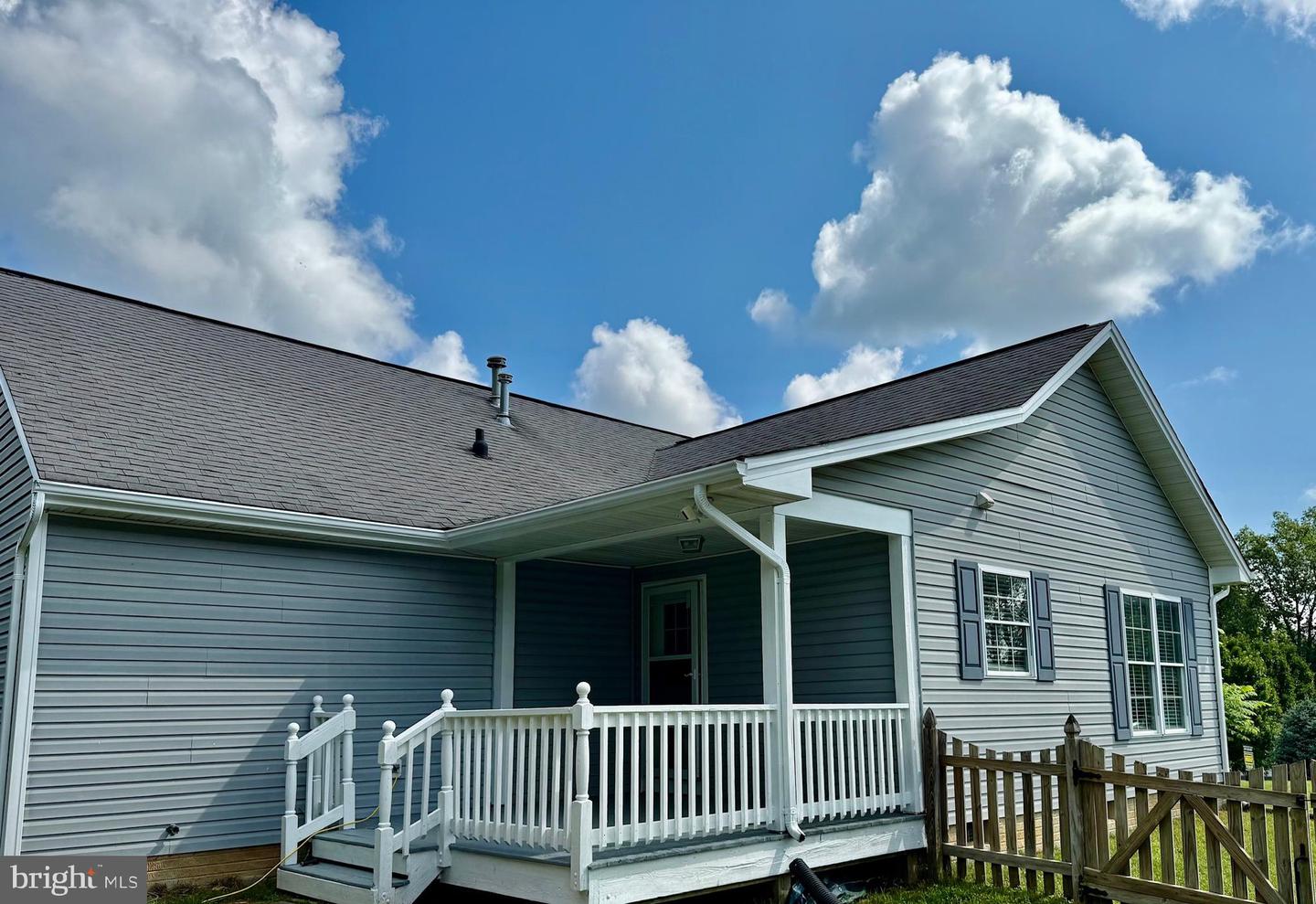 9903 BETHWOOD DR, FREDERICKSBURG, Virginia 22407, 3 Bedrooms Bedrooms, 6 Rooms Rooms,2 BathroomsBathrooms,Residential,For sale,9903 BETHWOOD DR,VASP2034780 MLS # VASP2034780