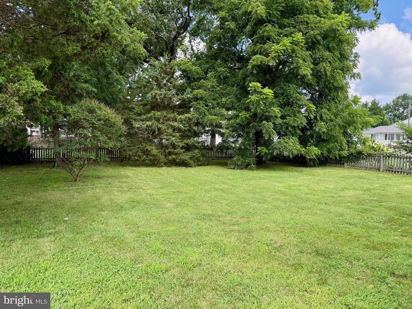 9903 BETHWOOD DR, FREDERICKSBURG, Virginia 22407, 3 Bedrooms Bedrooms, 6 Rooms Rooms,2 BathroomsBathrooms,Residential,For sale,9903 BETHWOOD DR,VASP2034780 MLS # VASP2034780