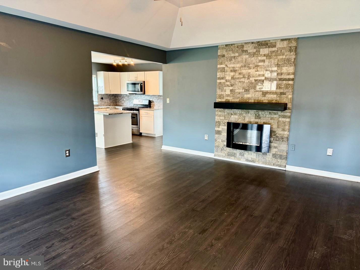 9903 BETHWOOD DR, FREDERICKSBURG, Virginia 22407, 3 Bedrooms Bedrooms, 6 Rooms Rooms,2 BathroomsBathrooms,Residential,For sale,9903 BETHWOOD DR,VASP2034780 MLS # VASP2034780