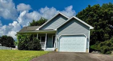9903 BETHWOOD DR, FREDERICKSBURG, Virginia 22407, 3 Bedrooms Bedrooms, 6 Rooms Rooms,2 BathroomsBathrooms,Residential,For sale,9903 BETHWOOD DR,VASP2034780 MLS # VASP2034780