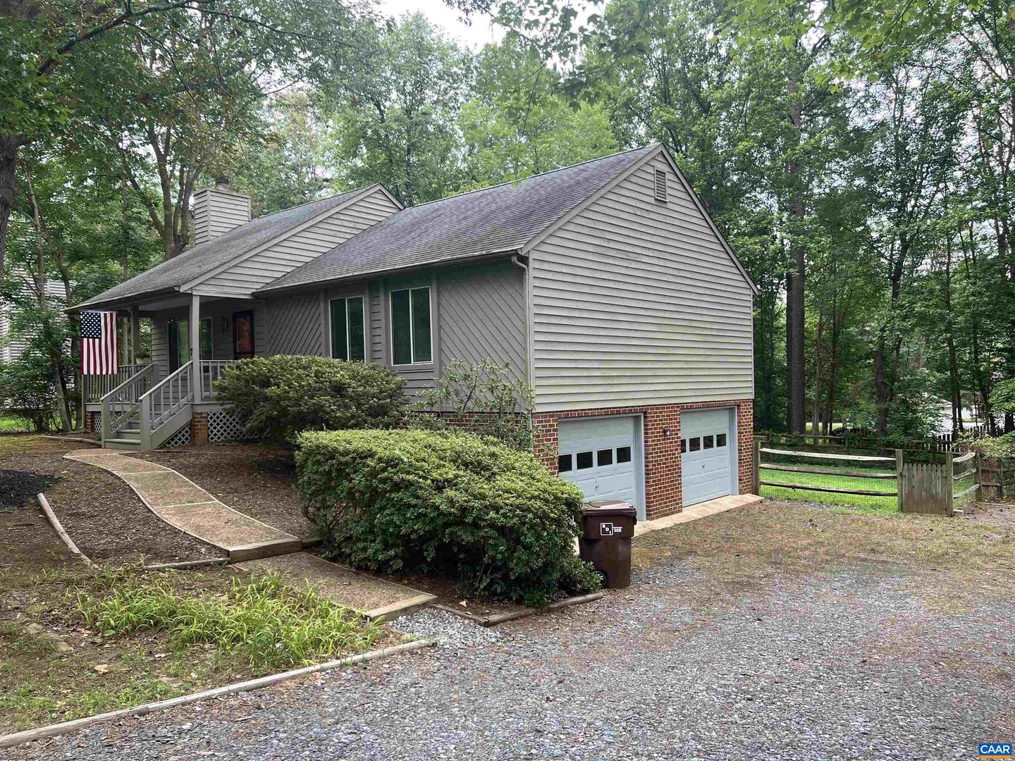 7 ENGLEWOOD DR, PALMYRA, Virginia 22963, 3 Bedrooms Bedrooms, ,3 BathroomsBathrooms,Residential,For sale,7 ENGLEWOOD DR,666861 MLS # 666861