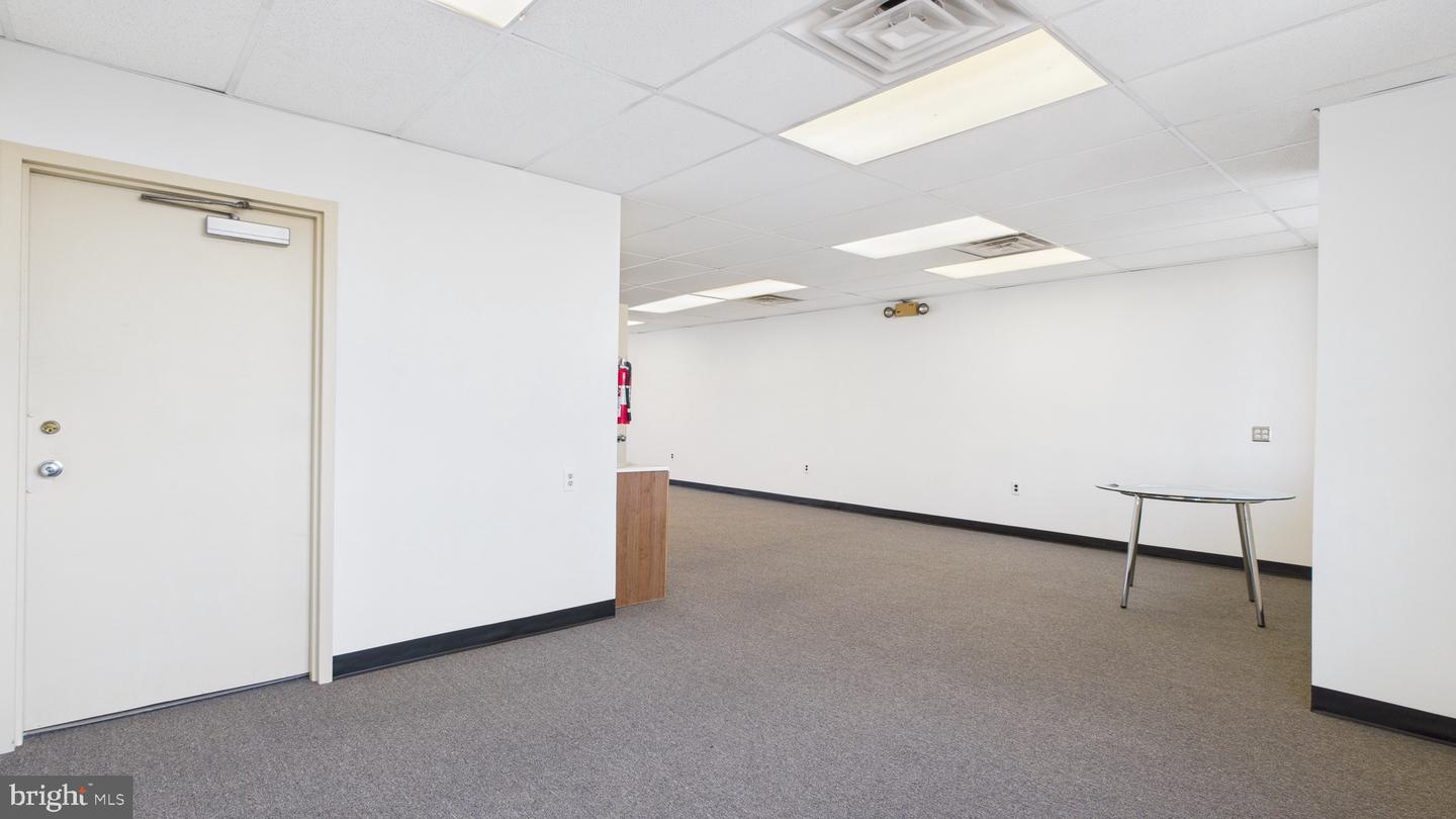 6400-S SEVEN CORNERS PL #1S, FALLS CHURCH, Virginia 22044, ,Land,For sale,6400-S SEVEN CORNERS PL #1S,VAFX2256236 MLS # VAFX2256236