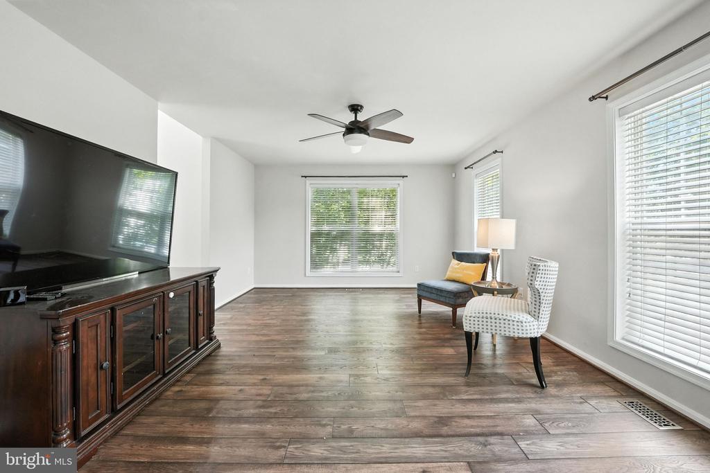 6205 PATRICIAN CT, FREDERICKSBURG, Virginia 22407, 4 Bedrooms Bedrooms, ,3 BathroomsBathrooms,Residential,6205 PATRICIAN CT,VASP2033606 MLS # VASP2033606