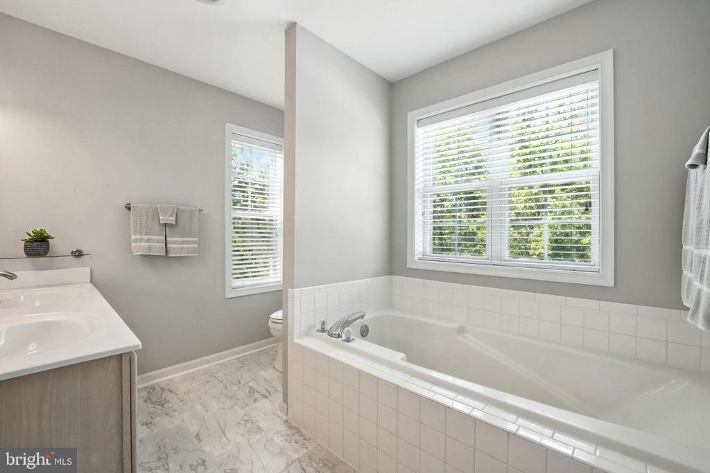 6205 PATRICIAN CT, FREDERICKSBURG, Virginia 22407, 4 Bedrooms Bedrooms, ,3 BathroomsBathrooms,Residential,6205 PATRICIAN CT,VASP2033606 MLS # VASP2033606