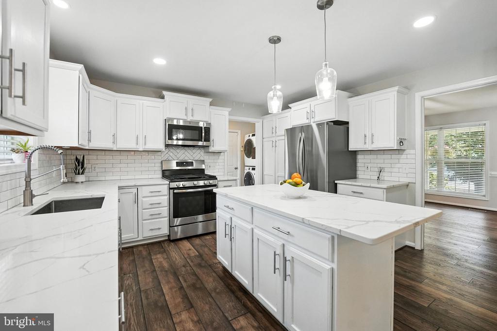 6205 PATRICIAN CT, FREDERICKSBURG, Virginia 22407, 4 Bedrooms Bedrooms, ,3 BathroomsBathrooms,Residential,6205 PATRICIAN CT,VASP2033606 MLS # VASP2033606