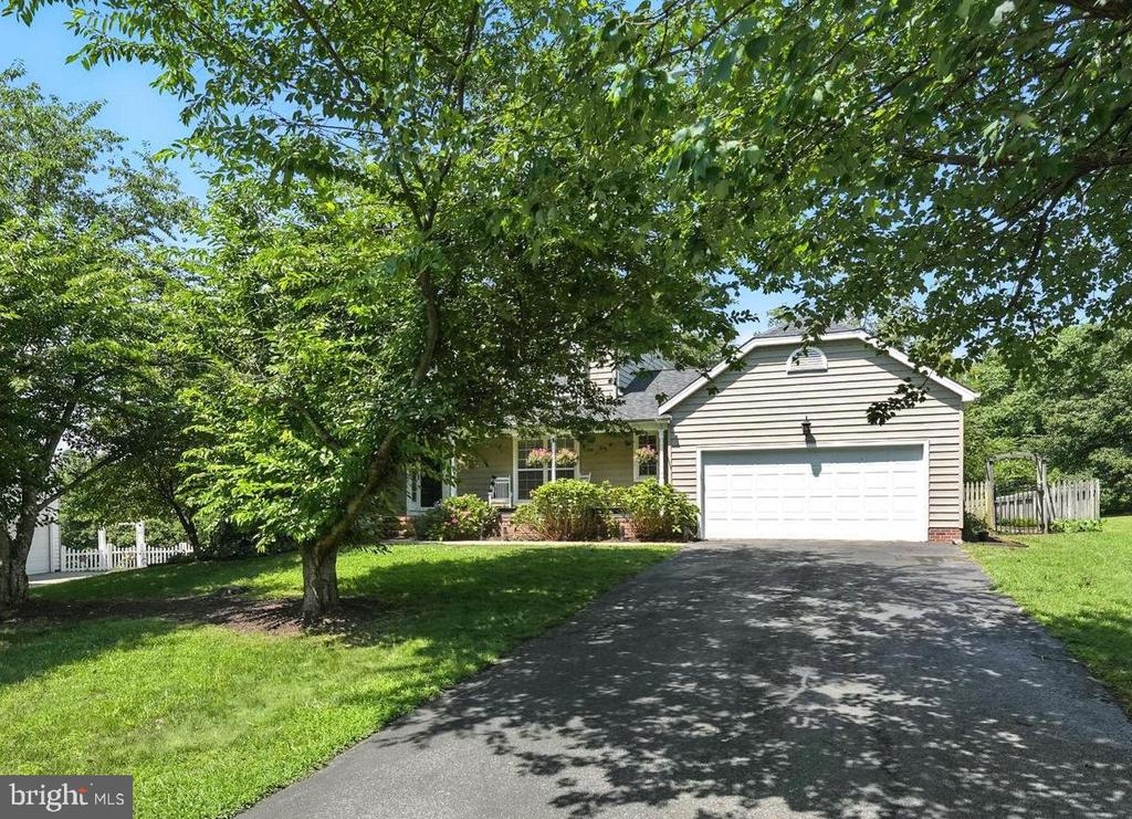 6205 PATRICIAN CT, FREDERICKSBURG, Virginia 22407, 4 Bedrooms Bedrooms, ,3 BathroomsBathrooms,Residential,6205 PATRICIAN CT,VASP2033606 MLS # VASP2033606