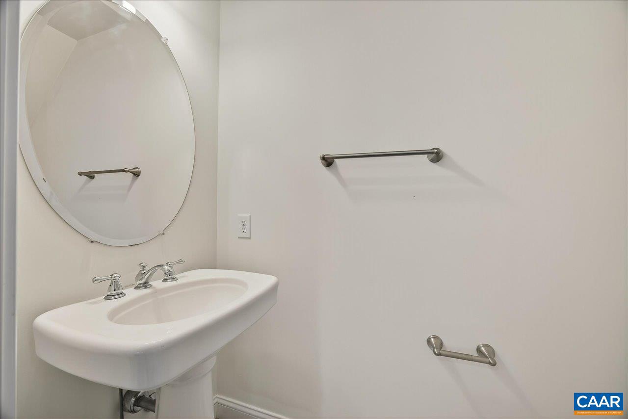 1305 GATE POST LN, CHARLOTTESVILLE, Virginia 22901, 3 Bedrooms Bedrooms, ,2 BathroomsBathrooms,Residential,For sale,1305 GATE POST LN,660680 MLS # 660680