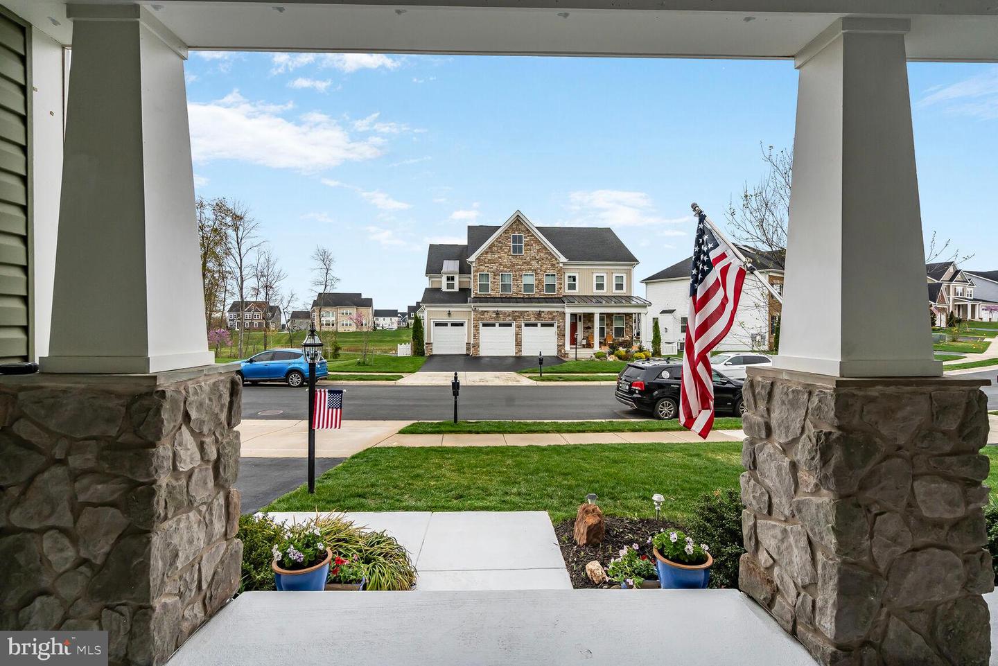 23631 GLENMALLIE CT, ALDIE, Virginia 20105, 4 Bedrooms Bedrooms, ,4 BathroomsBathrooms,Residential,For sale,23631 GLENMALLIE CT,VALO2089996 MLS # VALO2089996