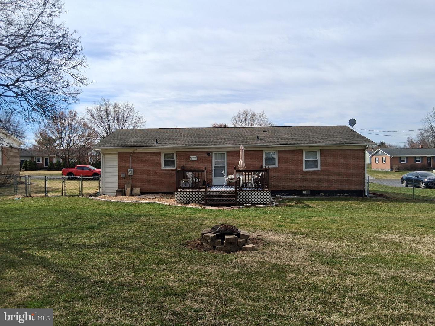 113 MEADOWLARK LN, STEPHENS CITY, Virginia 22655, 3 Bedrooms Bedrooms, ,1 BathroomBathrooms,Residential,For sale,113 MEADOWLARK LN,VAFV2032914 MLS # VAFV2032914