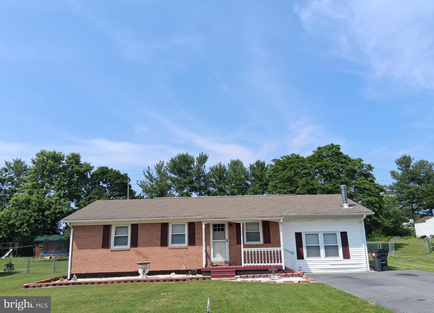 113 MEADOWLARK LN, STEPHENS CITY, Virginia 22655, 3 Bedrooms Bedrooms, ,1 BathroomBathrooms,Residential,For sale,113 MEADOWLARK LN,VAFV2032914 MLS # VAFV2032914