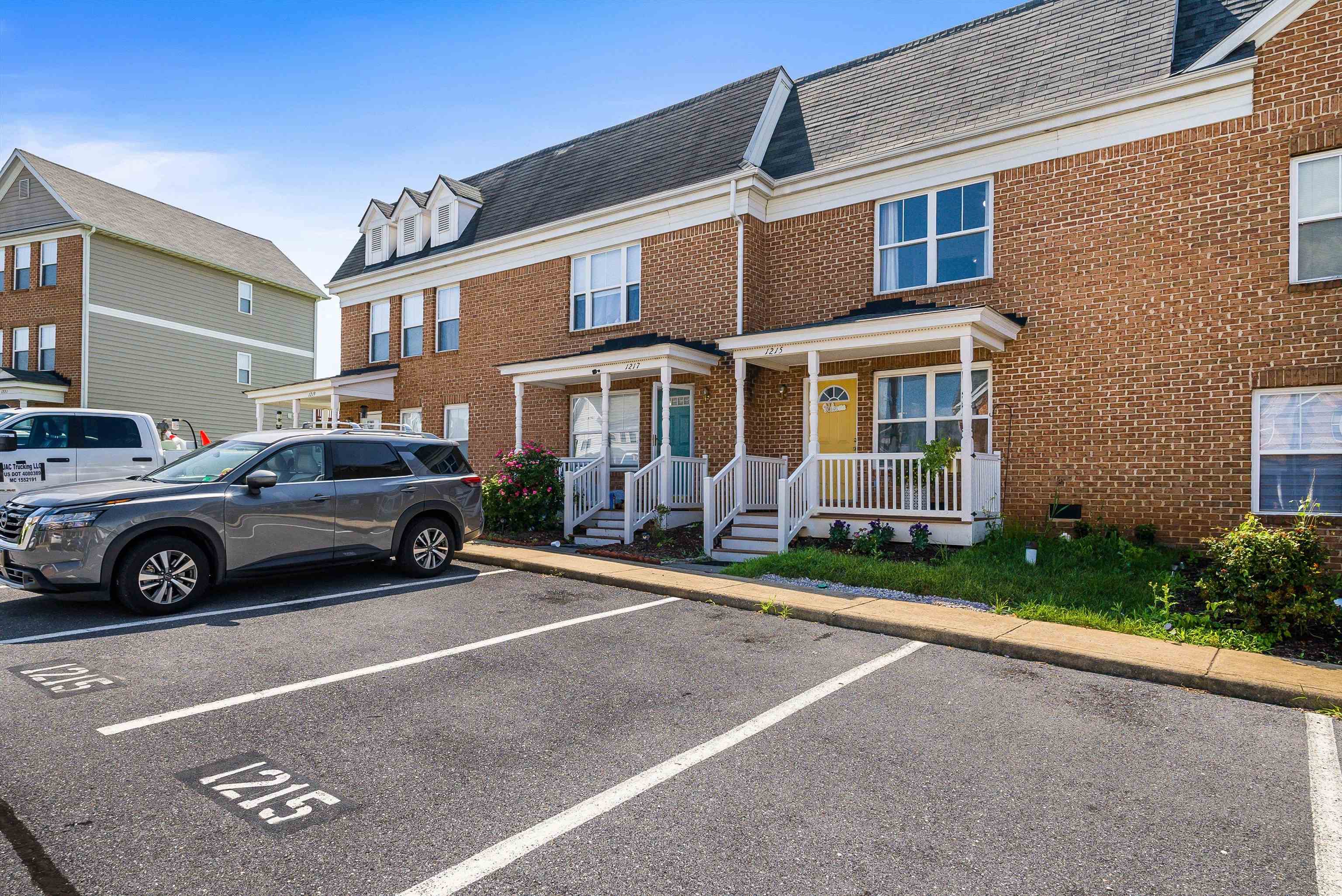 1215 OLD RICHMOND CIR, HARRISONBURG, Virginia 22802, 2 Bedrooms Bedrooms, ,2 BathroomsBathrooms,Residential,1215 OLD RICHMOND CIR,666866 MLS # 666866