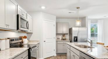 20 RIVER OAK DR, STAUNTON, Virginia 24401, 4 Bedrooms Bedrooms, ,2 BathroomsBathrooms,Residential,20 RIVER OAK DR,666872 MLS # 666872