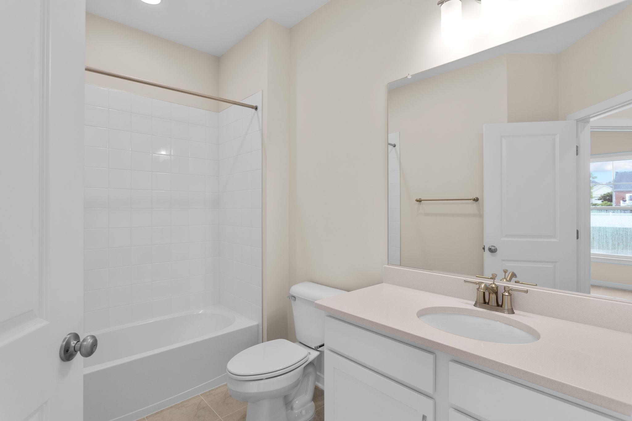 106 SCARLET MAPLE LN, BRIDGEWATER, Virginia 22812, 3 Bedrooms Bedrooms, ,2 BathroomsBathrooms,Residential,The Glen at Cooks Creek,106 SCARLET MAPLE LN,666875 MLS # 666875