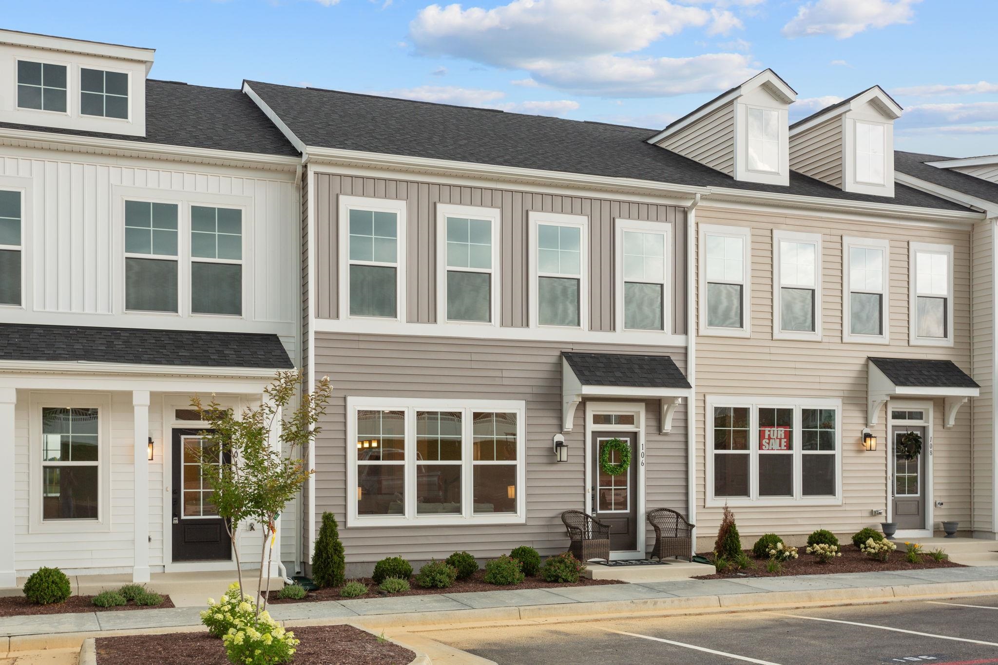 106 SCARLET MAPLE LN, BRIDGEWATER, Virginia 22812, 3 Bedrooms Bedrooms, ,2 BathroomsBathrooms,Residential,The Glen at Cooks Creek,106 SCARLET MAPLE LN,666875 MLS # 666875