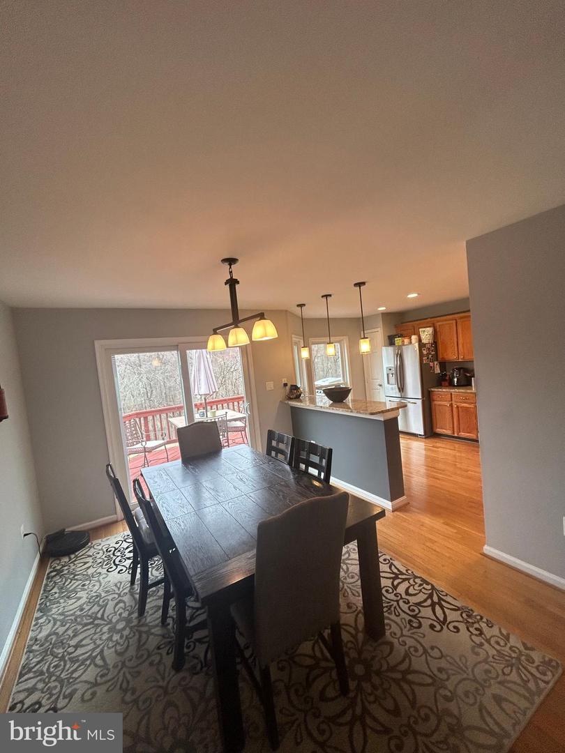 8726 WADEBROOK TER, SPRINGFIELD, Virginia 22153, 3 Bedrooms Bedrooms, ,3 BathroomsBathrooms,Residential,For sale,8726 WADEBROOK TER,VAFX2246458 MLS # VAFX2246458