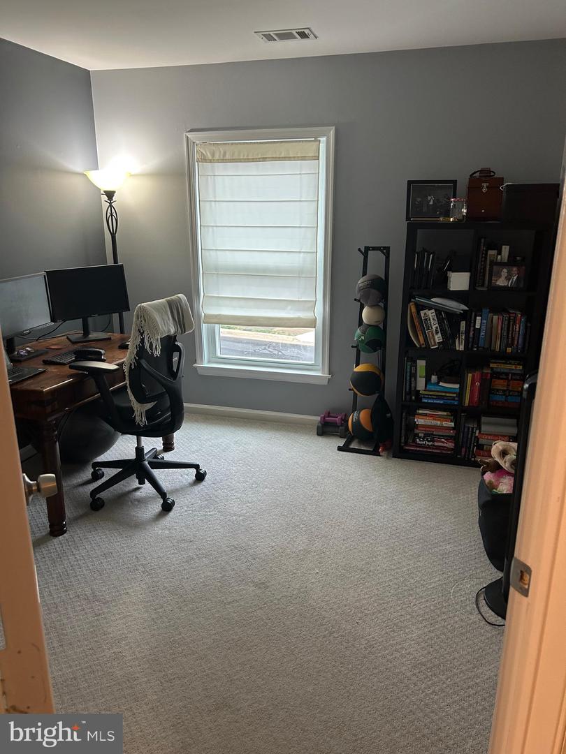 8726 WADEBROOK TER, SPRINGFIELD, Virginia 22153, 3 Bedrooms Bedrooms, ,3 BathroomsBathrooms,Residential,For sale,8726 WADEBROOK TER,VAFX2246458 MLS # VAFX2246458