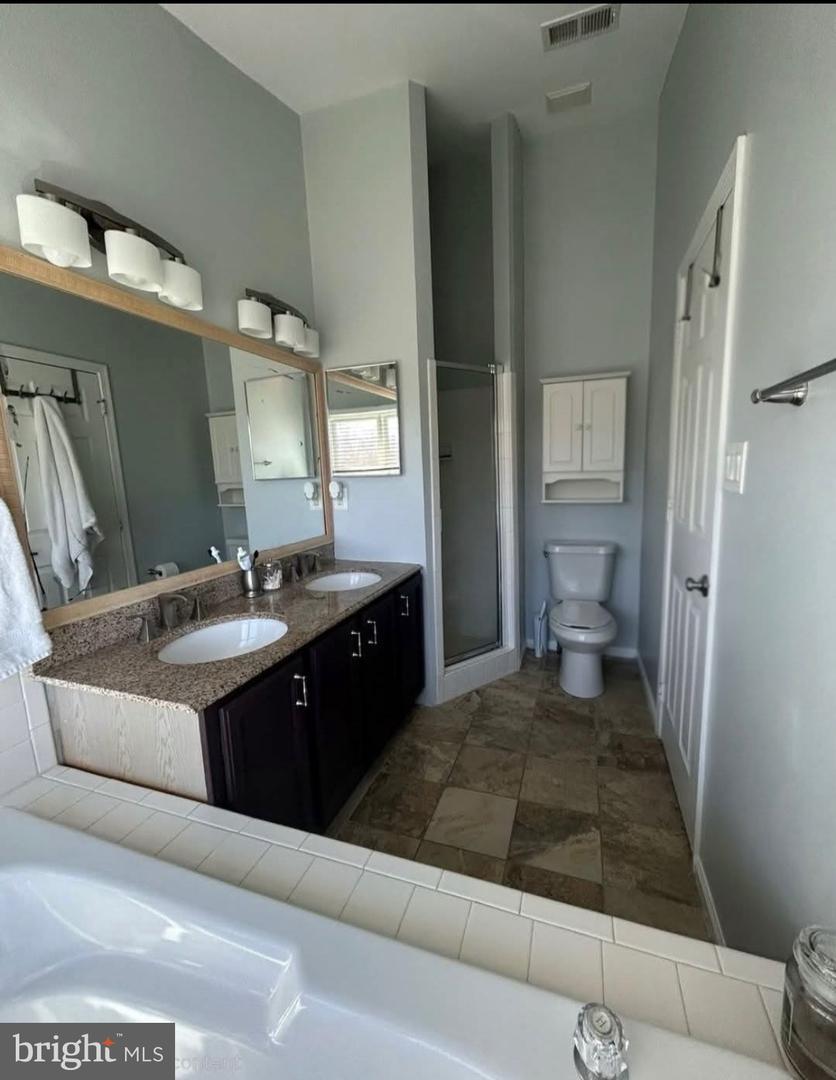 8726 WADEBROOK TER, SPRINGFIELD, Virginia 22153, 3 Bedrooms Bedrooms, ,3 BathroomsBathrooms,Residential,For sale,8726 WADEBROOK TER,VAFX2246458 MLS # VAFX2246458