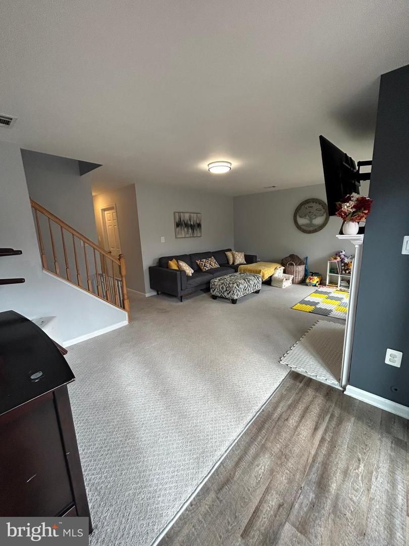 8726 WADEBROOK TER, SPRINGFIELD, Virginia 22153, 3 Bedrooms Bedrooms, ,3 BathroomsBathrooms,Residential,For sale,8726 WADEBROOK TER,VAFX2246458 MLS # VAFX2246458