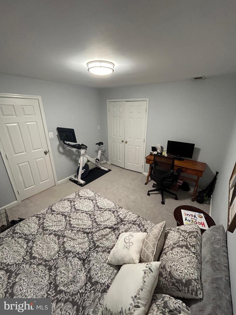 8726 WADEBROOK TER, SPRINGFIELD, Virginia 22153, 3 Bedrooms Bedrooms, ,3 BathroomsBathrooms,Residential,For sale,8726 WADEBROOK TER,VAFX2246458 MLS # VAFX2246458