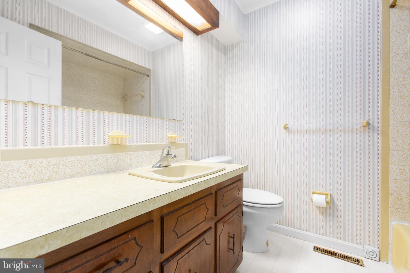 307 BUTTERNUT DR, FREDERICKSBURG, Virginia 22408, 3 Bedrooms Bedrooms, ,2 BathroomsBathrooms,Residential,For sale,307 BUTTERNUT DR,VASP2033866 MLS # VASP2033866
