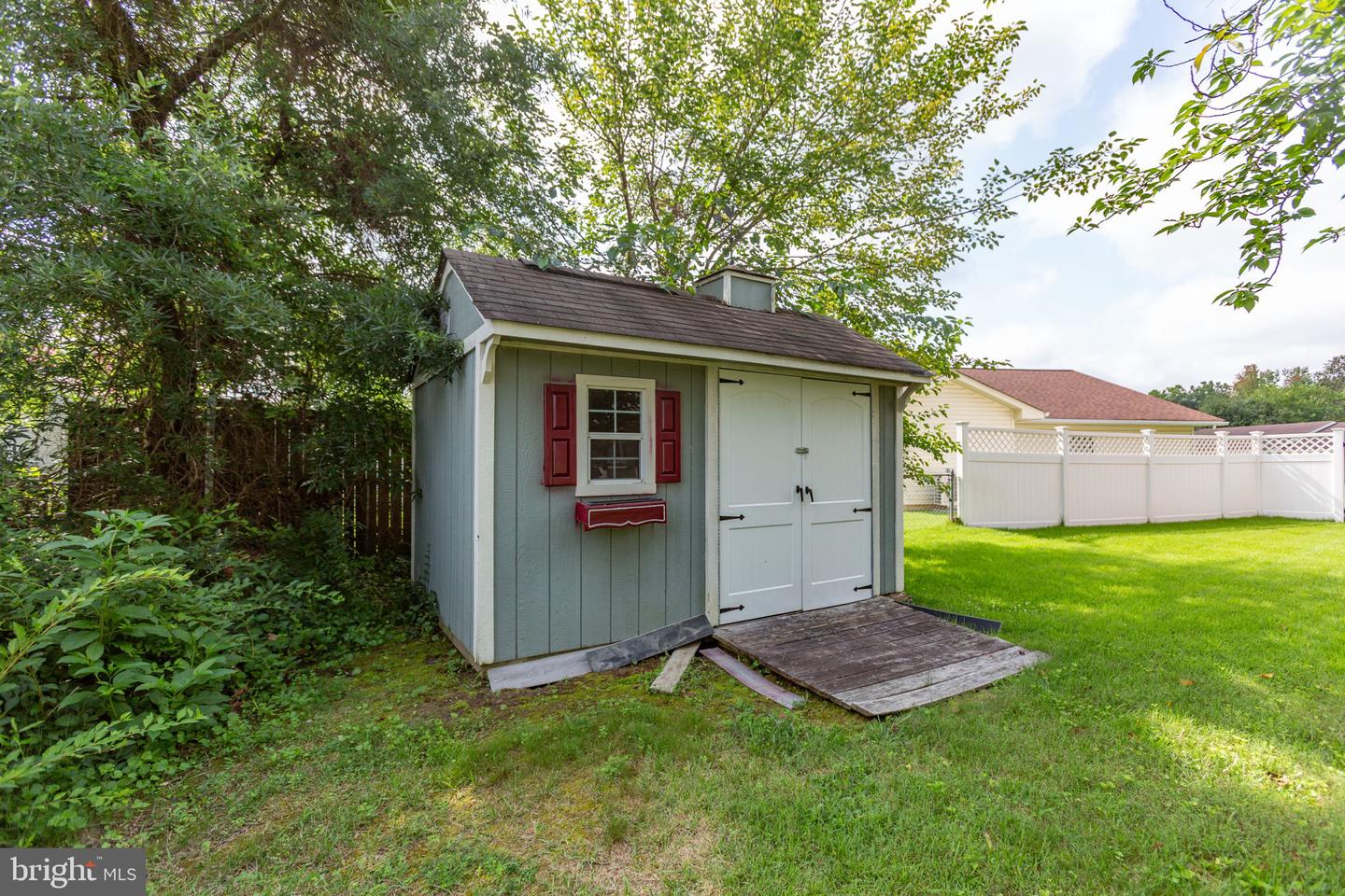 307 BUTTERNUT DR, FREDERICKSBURG, Virginia 22408, 3 Bedrooms Bedrooms, ,2 BathroomsBathrooms,Residential,For sale,307 BUTTERNUT DR,VASP2033866 MLS # VASP2033866