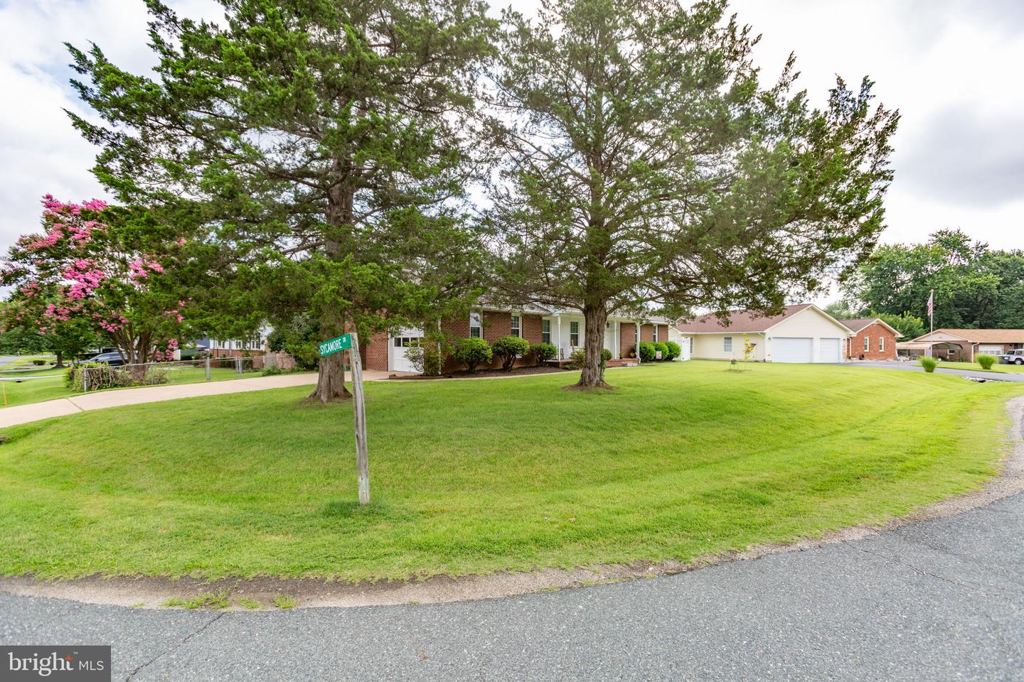 307 BUTTERNUT DR, FREDERICKSBURG, Virginia 22408, 3 Bedrooms Bedrooms, ,2 BathroomsBathrooms,Residential,For sale,307 BUTTERNUT DR,VASP2033866 MLS # VASP2033866