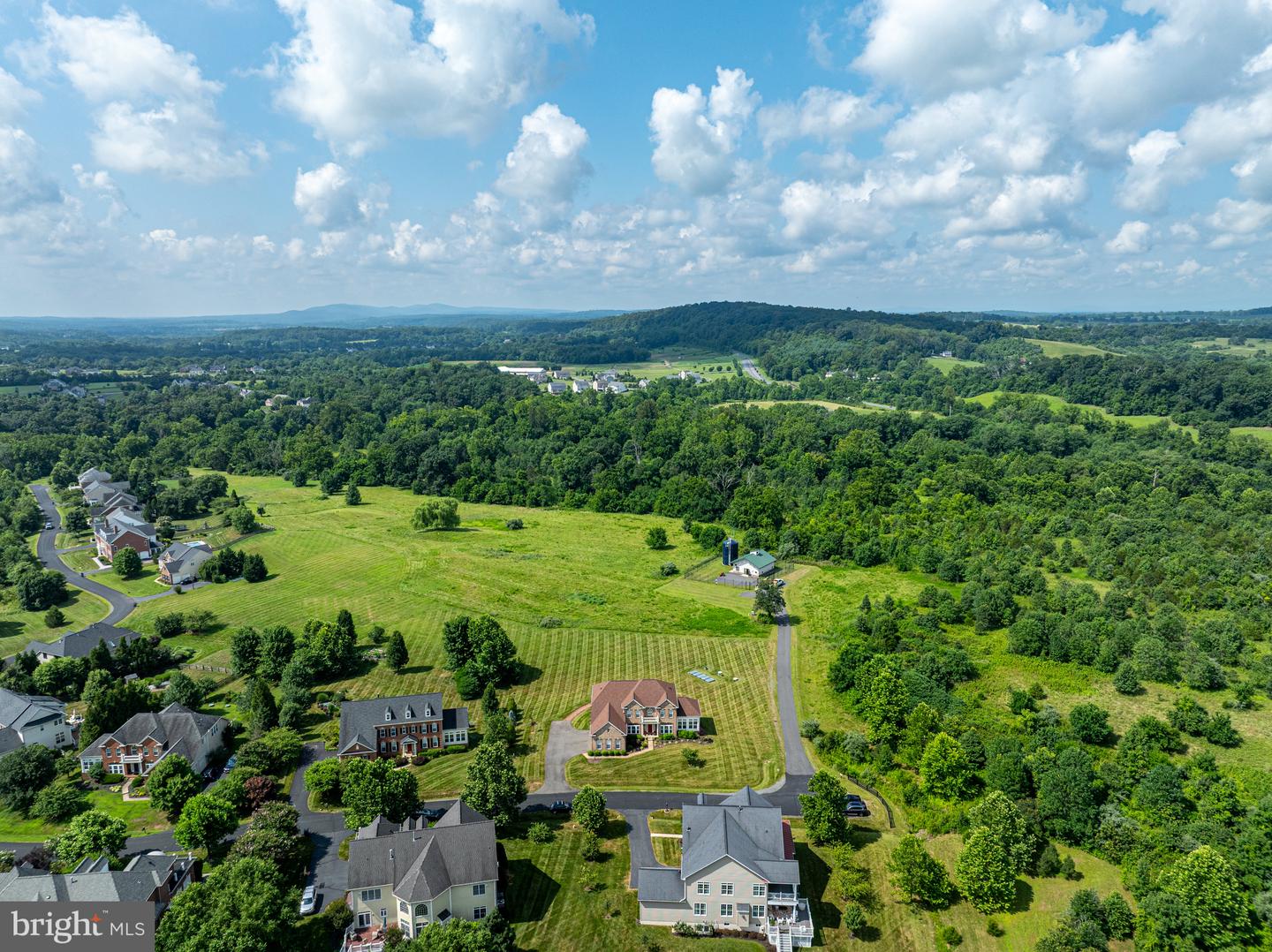 19575 ROTHBURY LN, LEESBURG, Virginia 20175, 4 Bedrooms Bedrooms, ,4 BathroomsBathrooms,Residential,For sale,19575 ROTHBURY LN,VALO2099322 MLS # VALO2099322