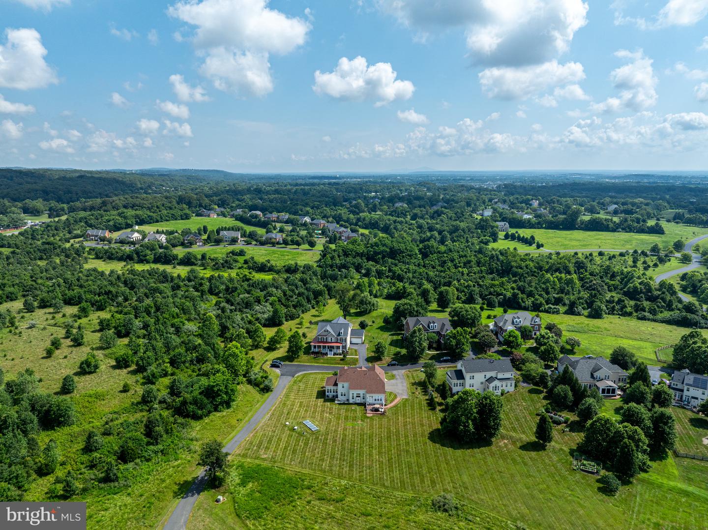 19575 ROTHBURY LN, LEESBURG, Virginia 20175, 4 Bedrooms Bedrooms, ,4 BathroomsBathrooms,Residential,For sale,19575 ROTHBURY LN,VALO2099322 MLS # VALO2099322